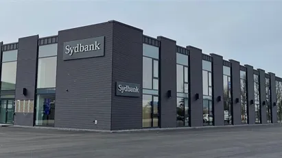 Moderne kontorlokaler med havudsigt